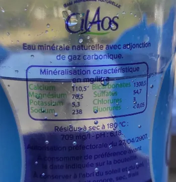 eau minerale cilaos