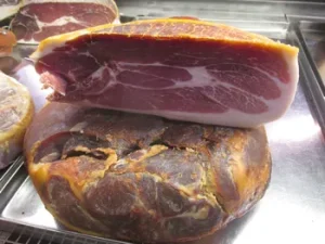 Jambon cru fumé